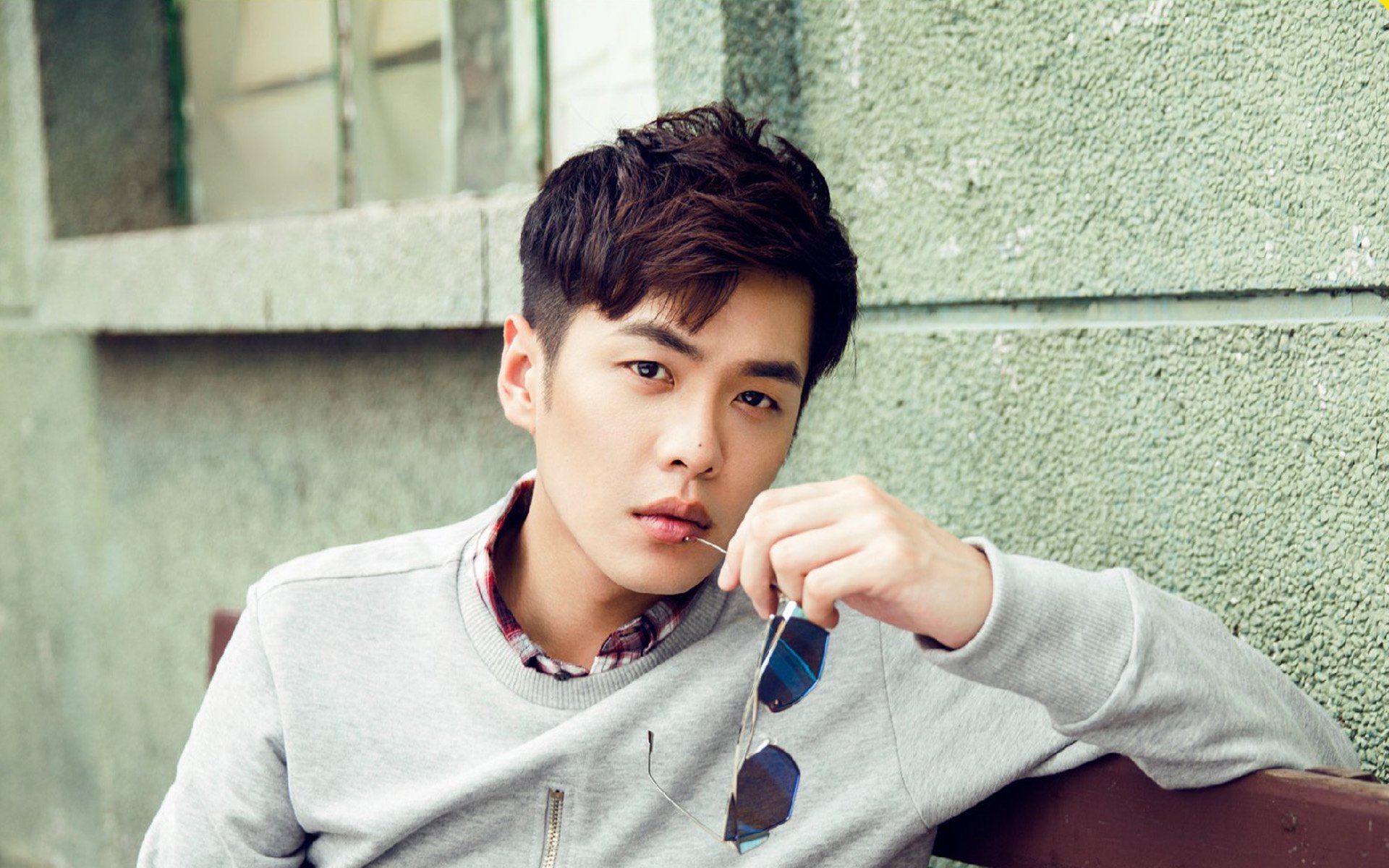 国米主场逼平佛罗伦萨,比利亚助攻锁定胜局,国米对佛罗伦萨比分