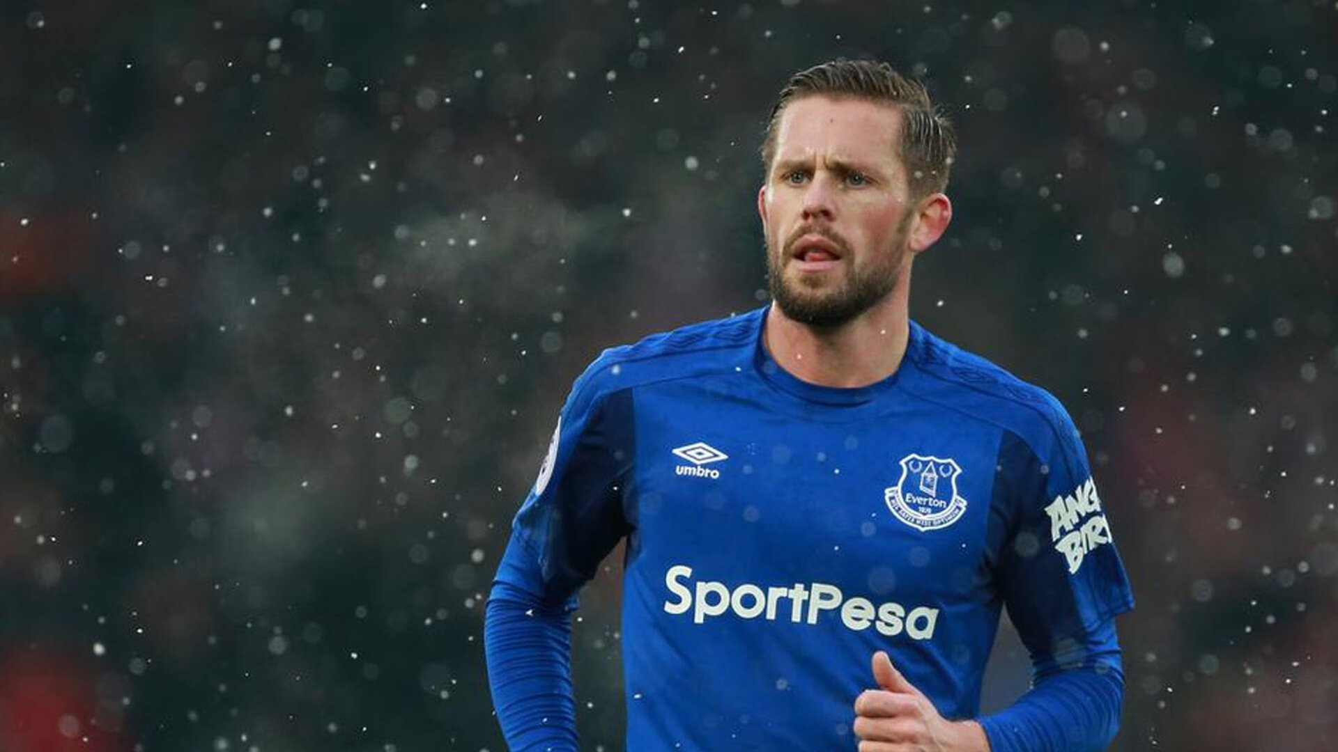 “足球赛事直播平台技术革新，观赛体验全面升级”，足球比赛视频直播平台