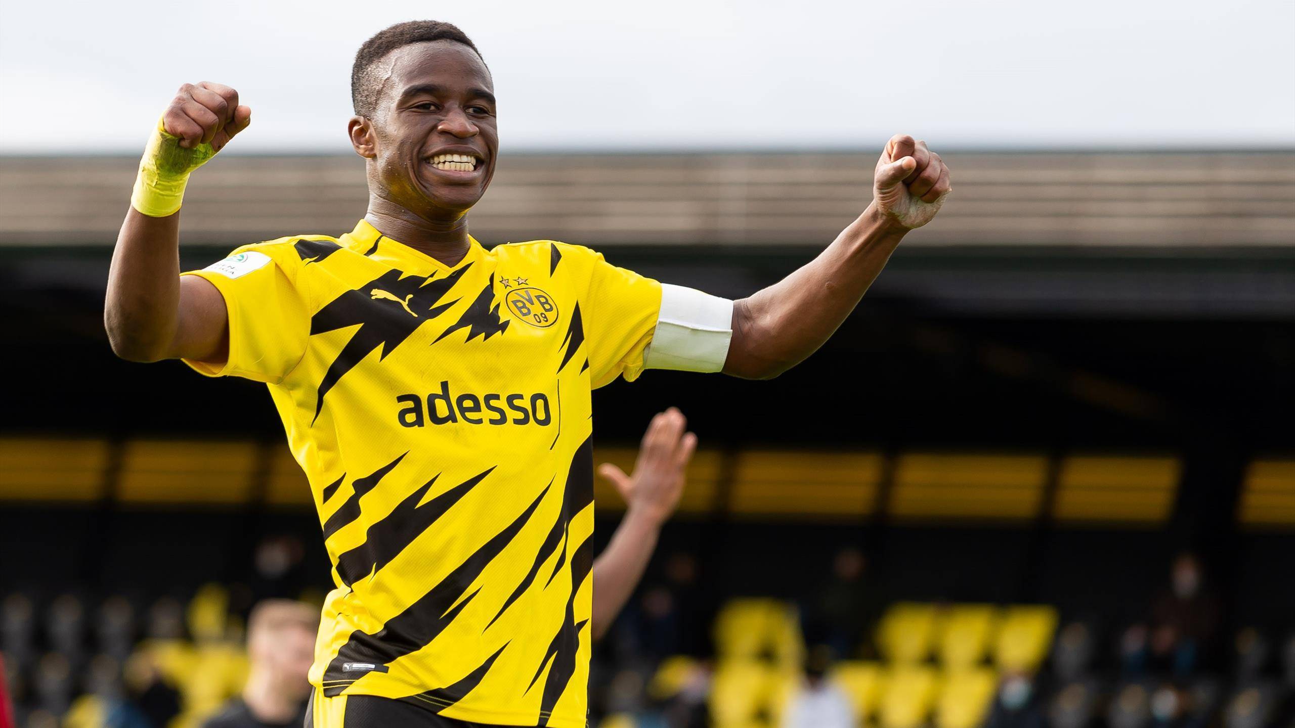 关于乐鱼体育：德甲卡尔斯鲁厄的转会策略与球队重建的信息